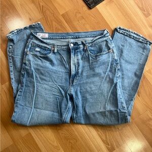 Buy 2 get 1 FREE !! Gap 90’s loose high rise Jean